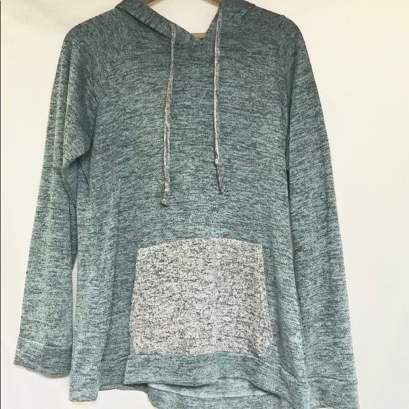 Tops - Lightweight Hooded Top Size Xlg